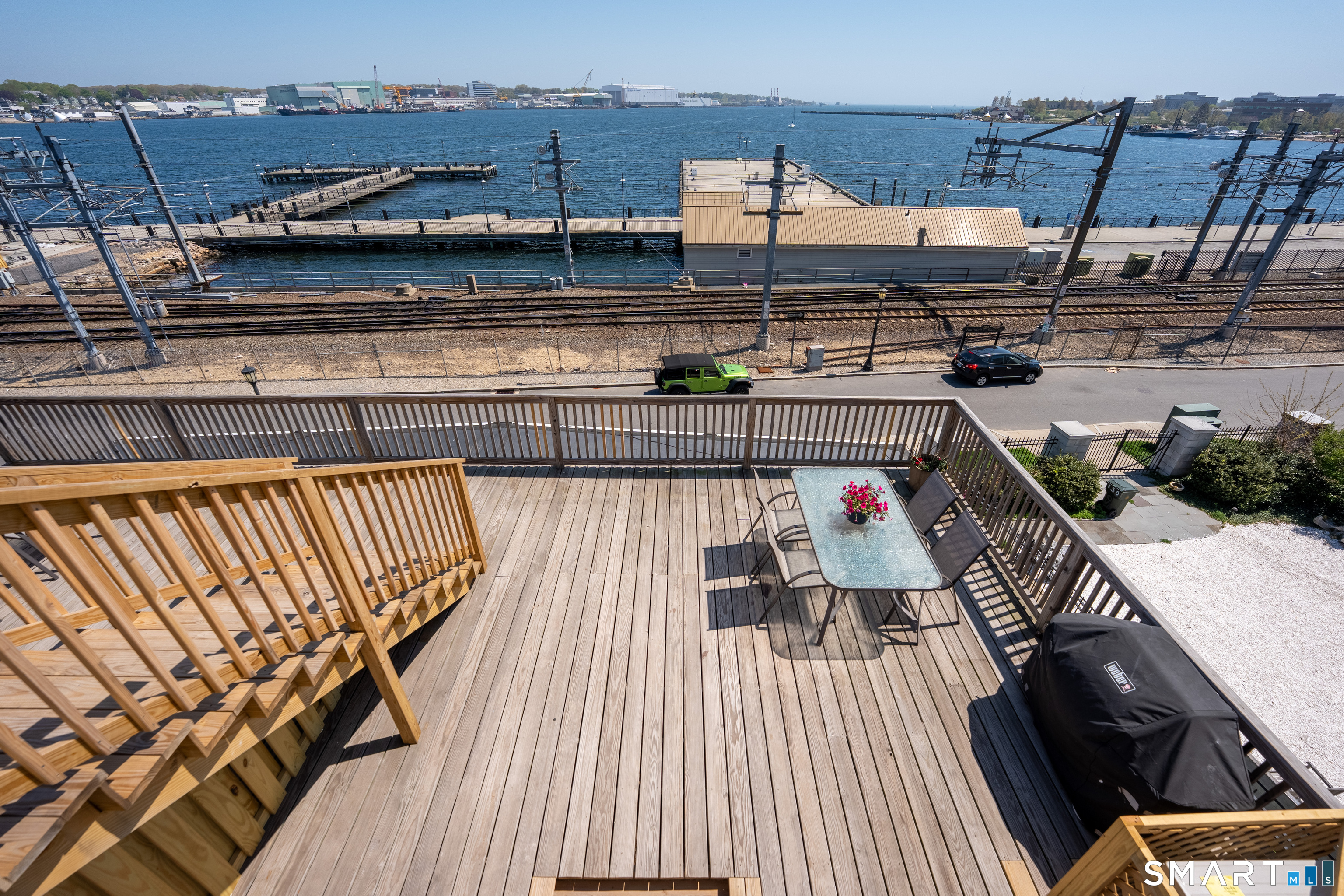 138 Bank Street New London CT 06320