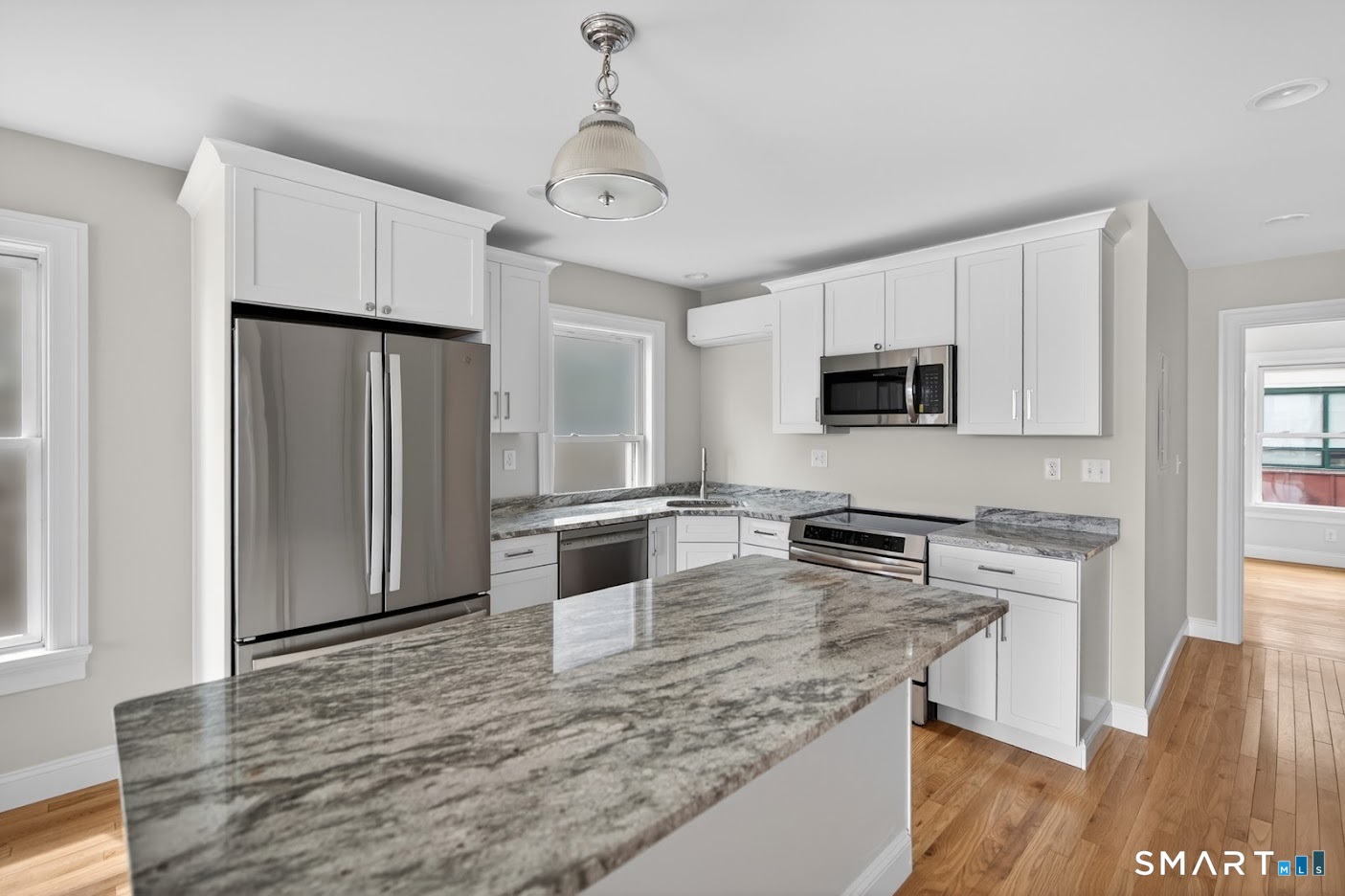 138 Bank Street New London CT 06320