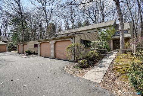 32 Farmington Chase Crescent Farmington CT 06032
