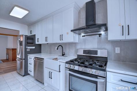 32 Farmington Chase Crescent Farmington CT 06032