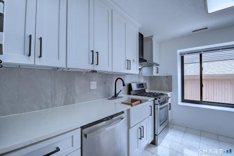 32 Farmington Chase Crescent Farmington CT 06032