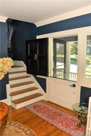 11 Pleasant Street Woodbury CT 06798