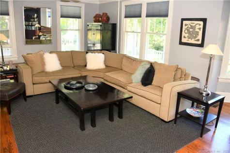 11 Pleasant Street Woodbury CT 06798