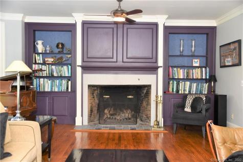 11 Pleasant Street Woodbury CT 06798