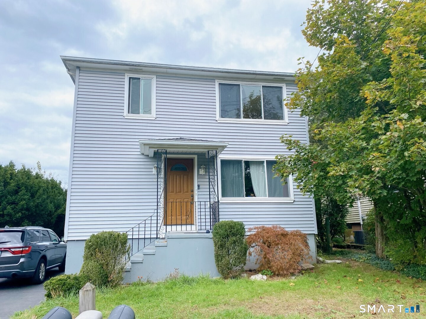31 Manila Avenue Woodbridge CT 06525