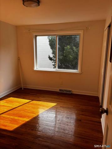 31 Manila Avenue Woodbridge CT 06525