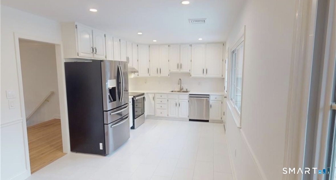 1 Cottontail Road Norwalk CT 06854