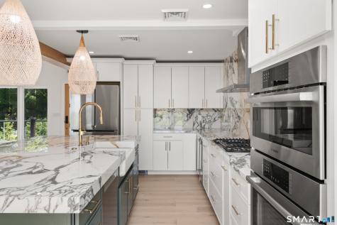2 Drumlin Road Westport CT 06880
