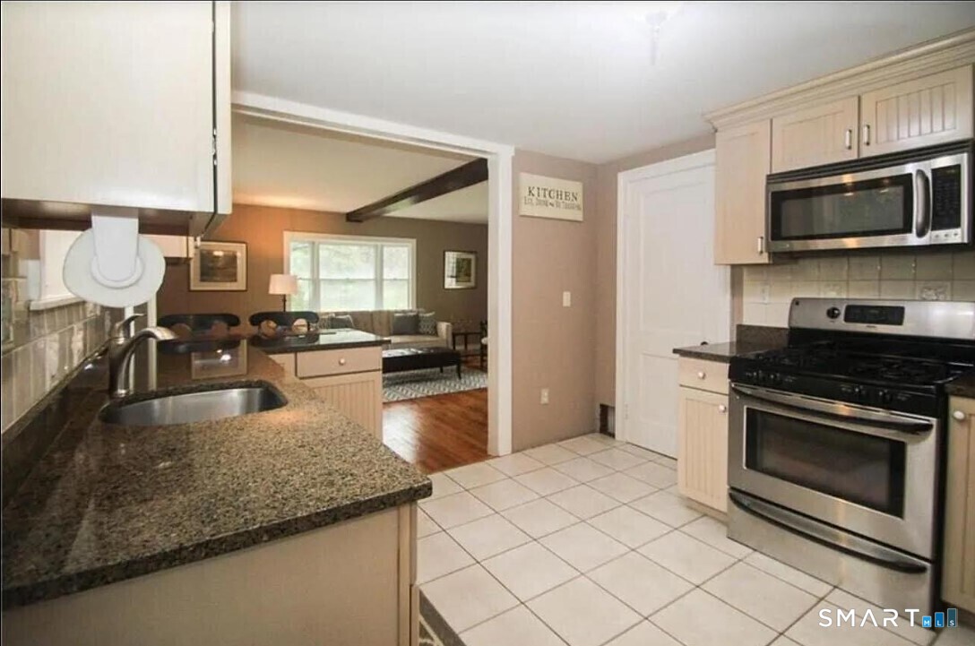 12 Wood Creek Road New Fairfield CT 06812