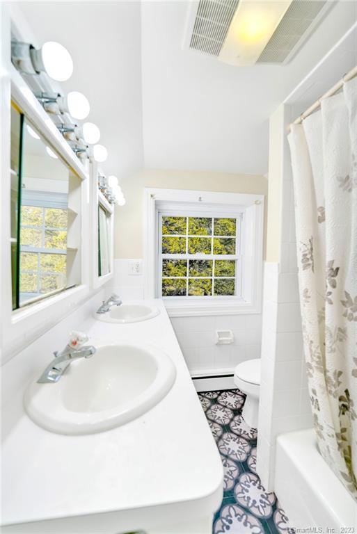 443 Benson Road Middlebury CT 06762