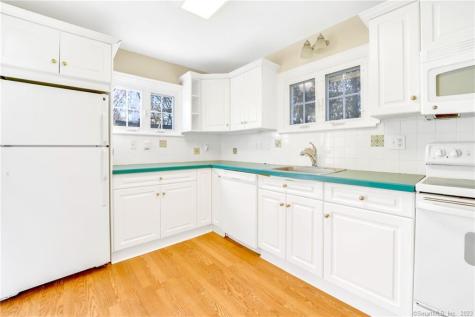443 Benson Road Middlebury CT 06762