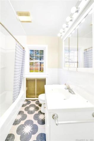443 Benson Road Middlebury CT 06762