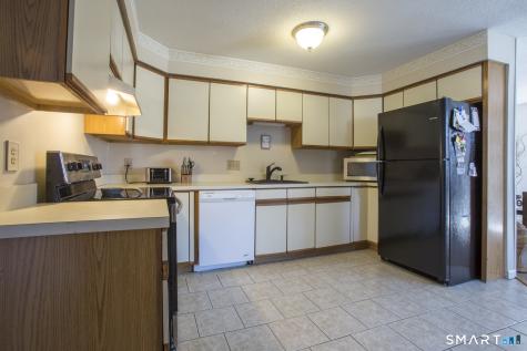 15 Thistle Way East Windsor CT 06016