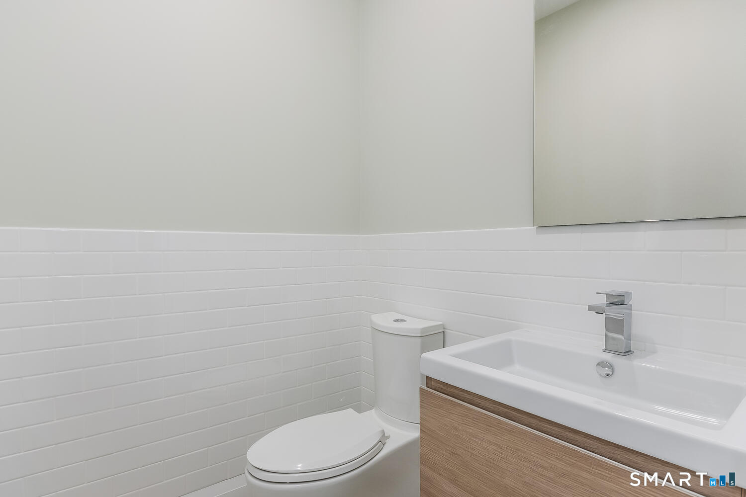1990 Bronson Road Fairfield CT 06824