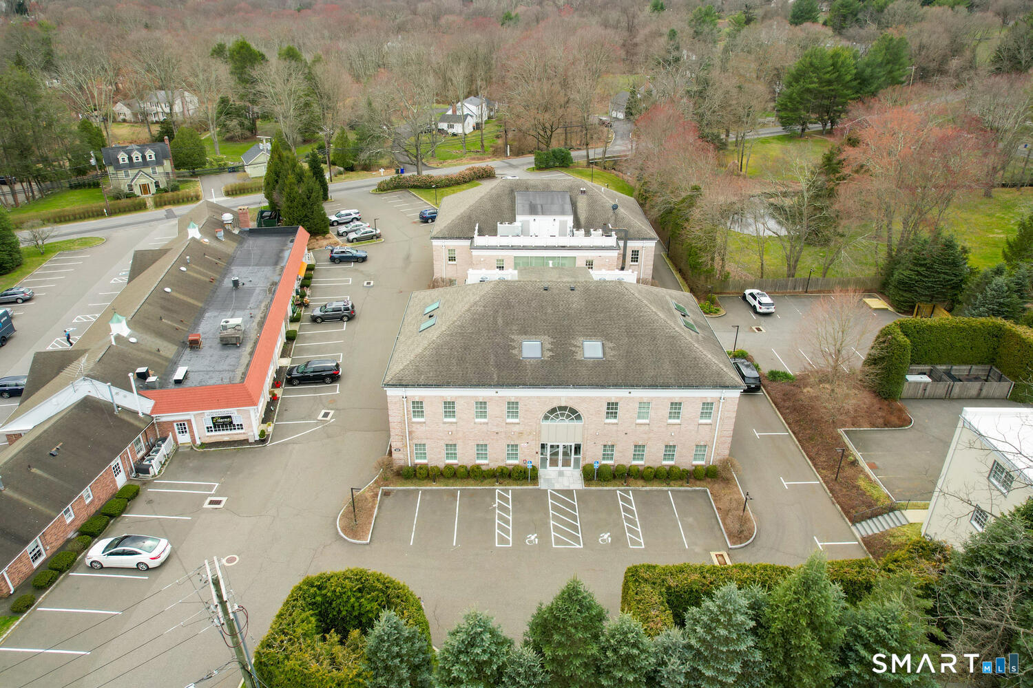 1990 Bronson Road Fairfield CT 06824