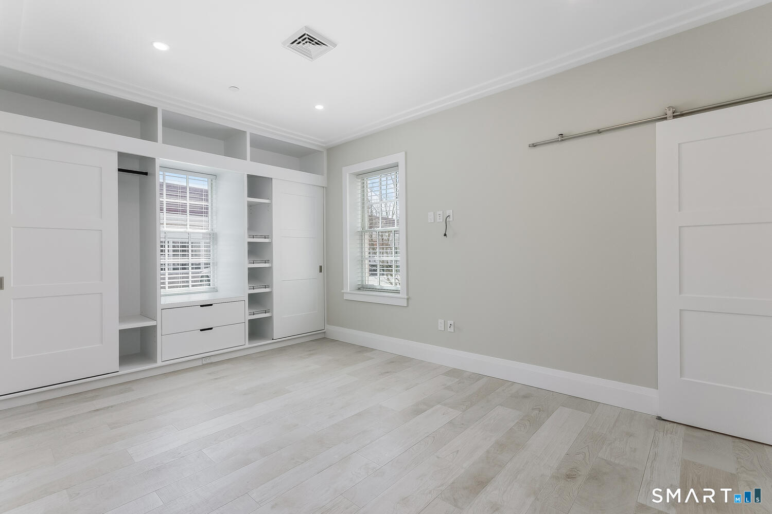 1990 Bronson Road Fairfield CT 06824