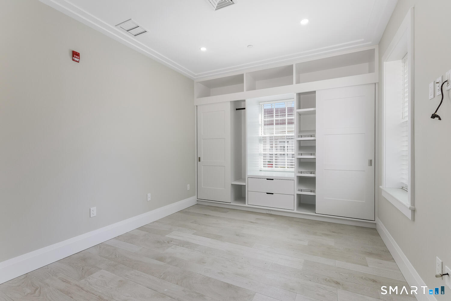 1990 Bronson Road Fairfield CT 06824