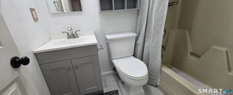 409 Glendale Avenue Bridgeport CT 06606