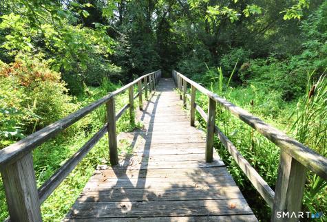 104 Wellington Drive Farmington CT 06032