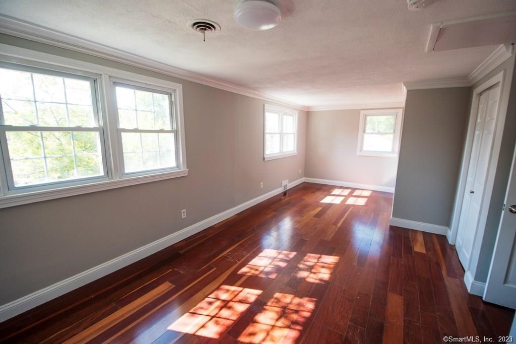 108 Cortland Circle West Hartford CT 06110
