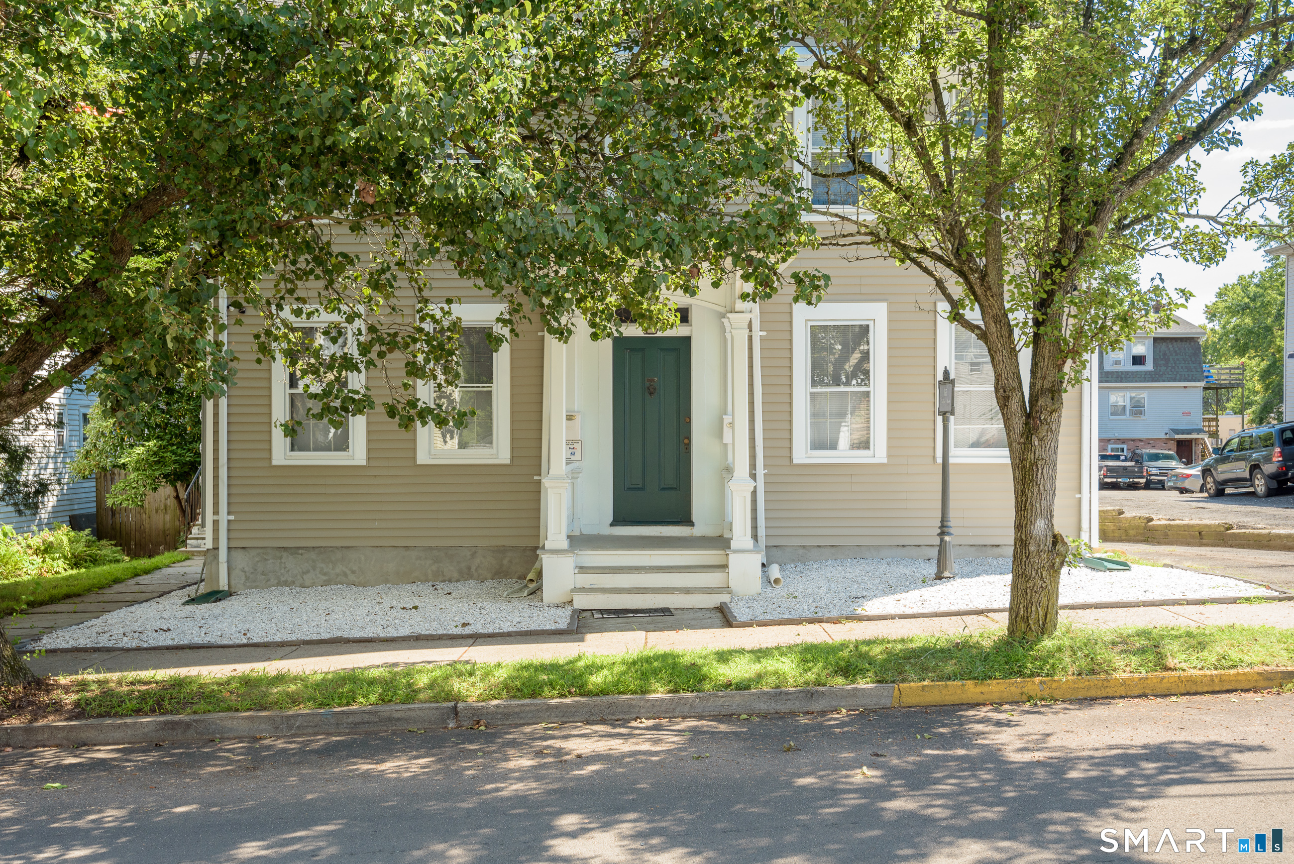163 College Street Middletown CT 06457