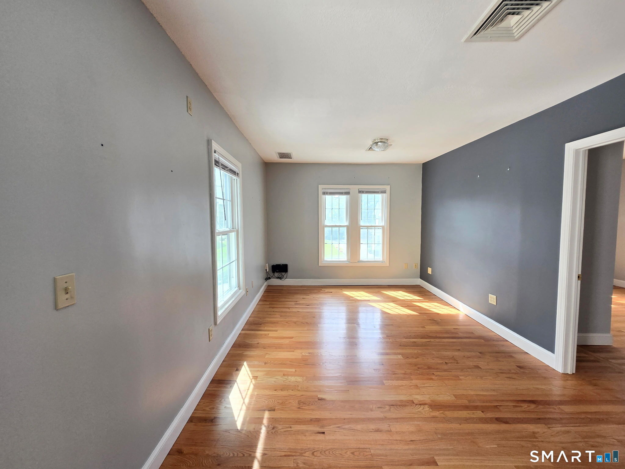 26 Maple Street Windsor CT 06095