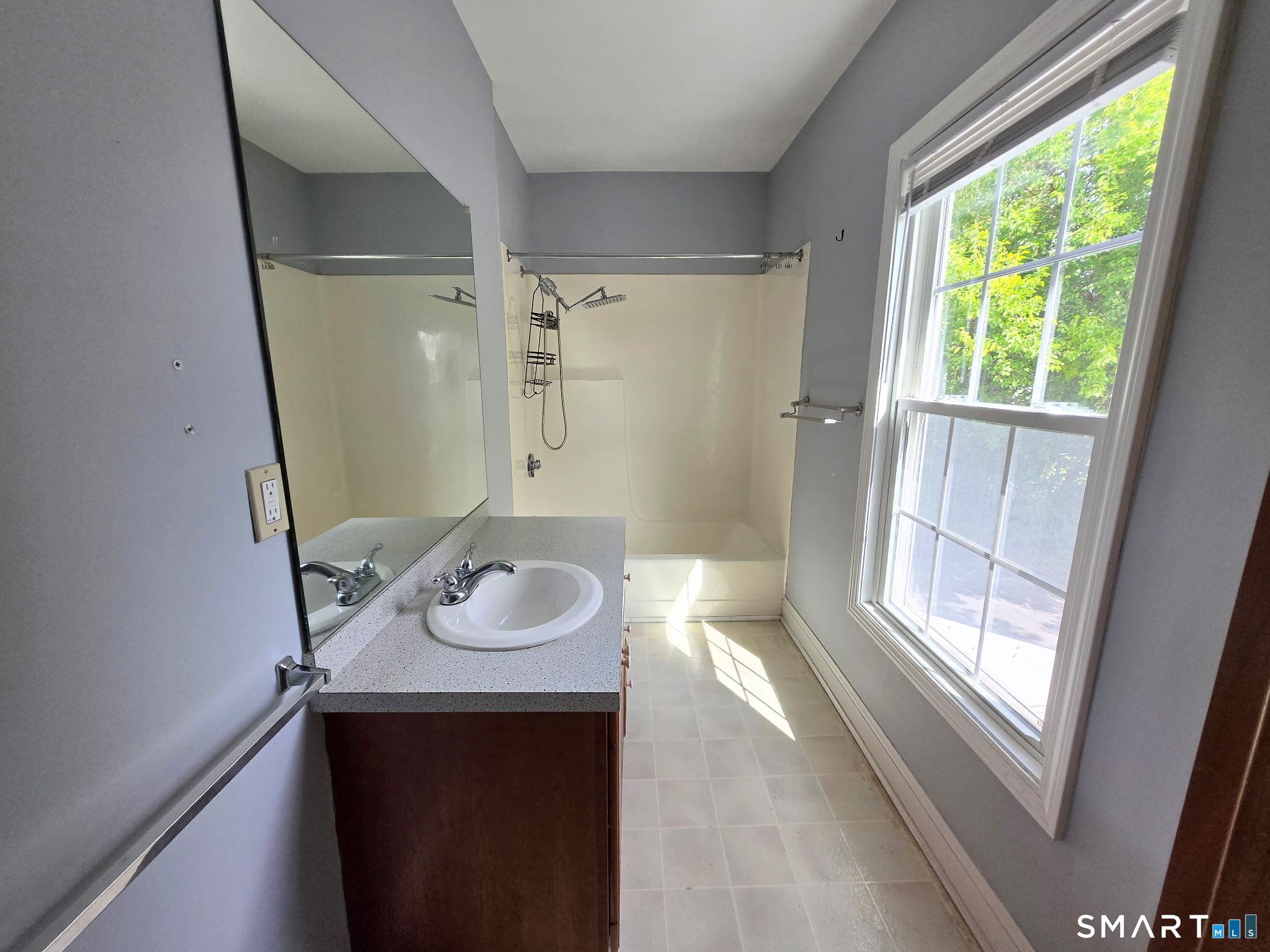 26 Maple Street Windsor CT 06095