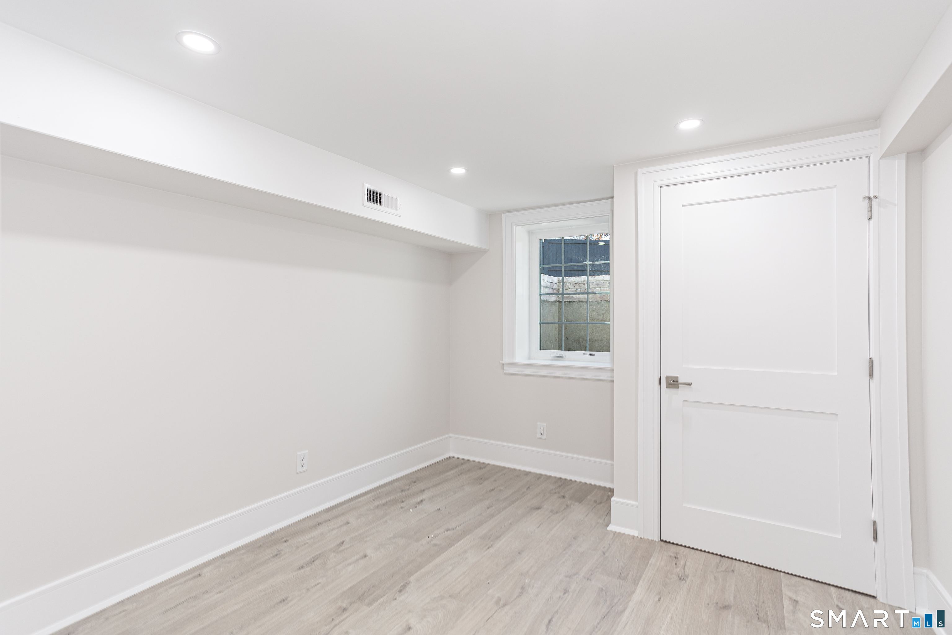 42 Poe Court Fairfield CT 06825
