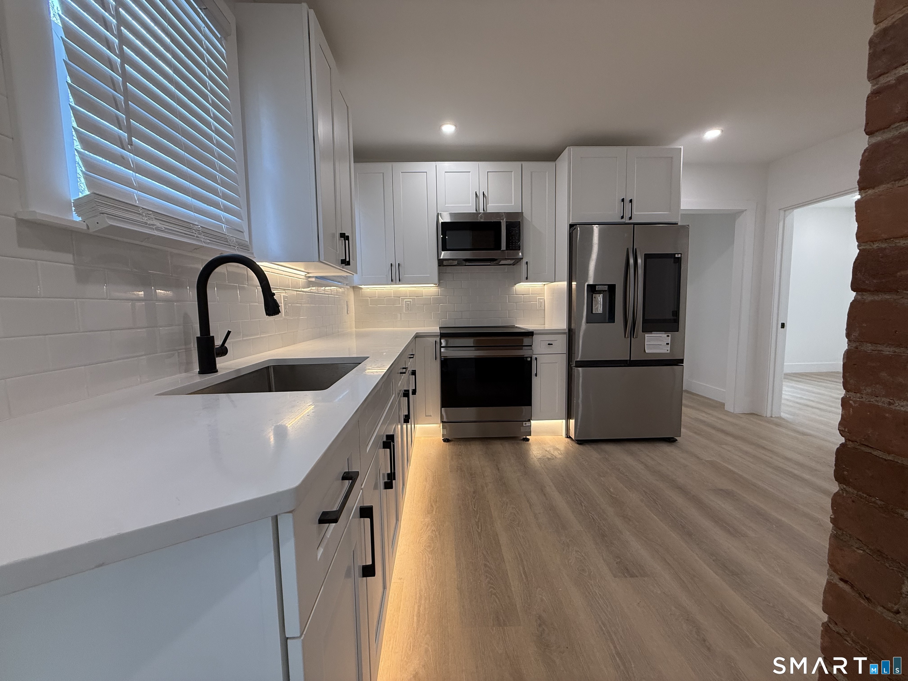 21-23 Elliott Street Hartford CT 06114