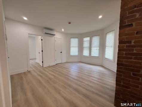 21-23 Elliott Street Hartford CT 06114