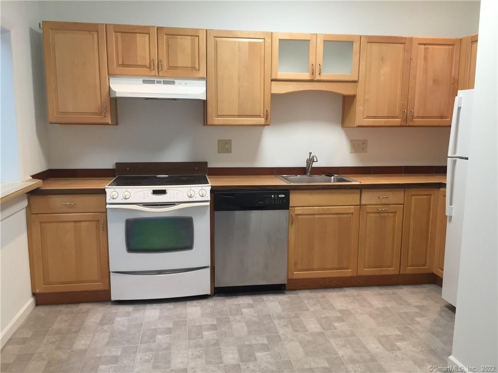 1332 Dixwell Avenue Hamden CT 06514