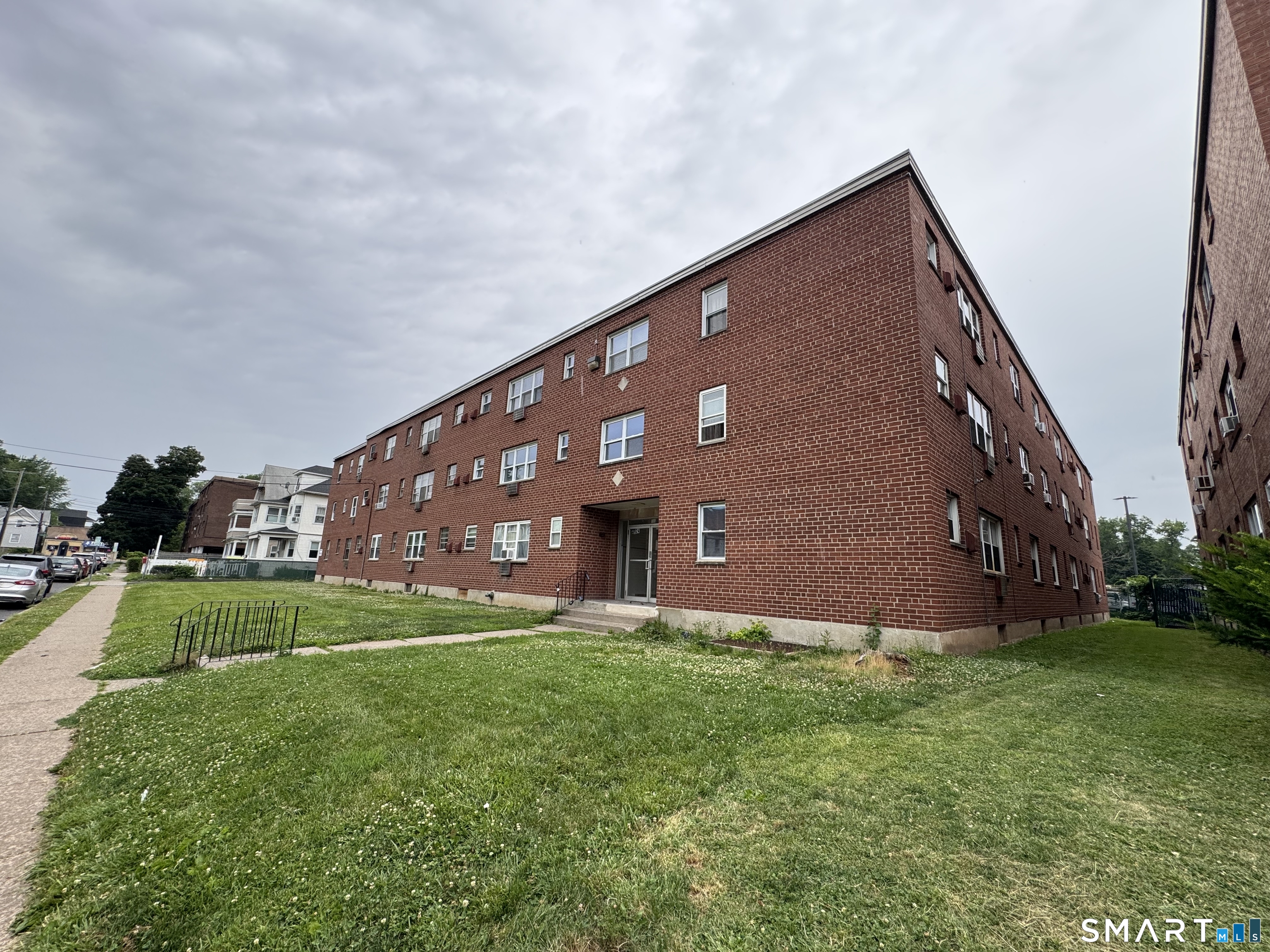 24 Merrill Street Hartford CT 06106