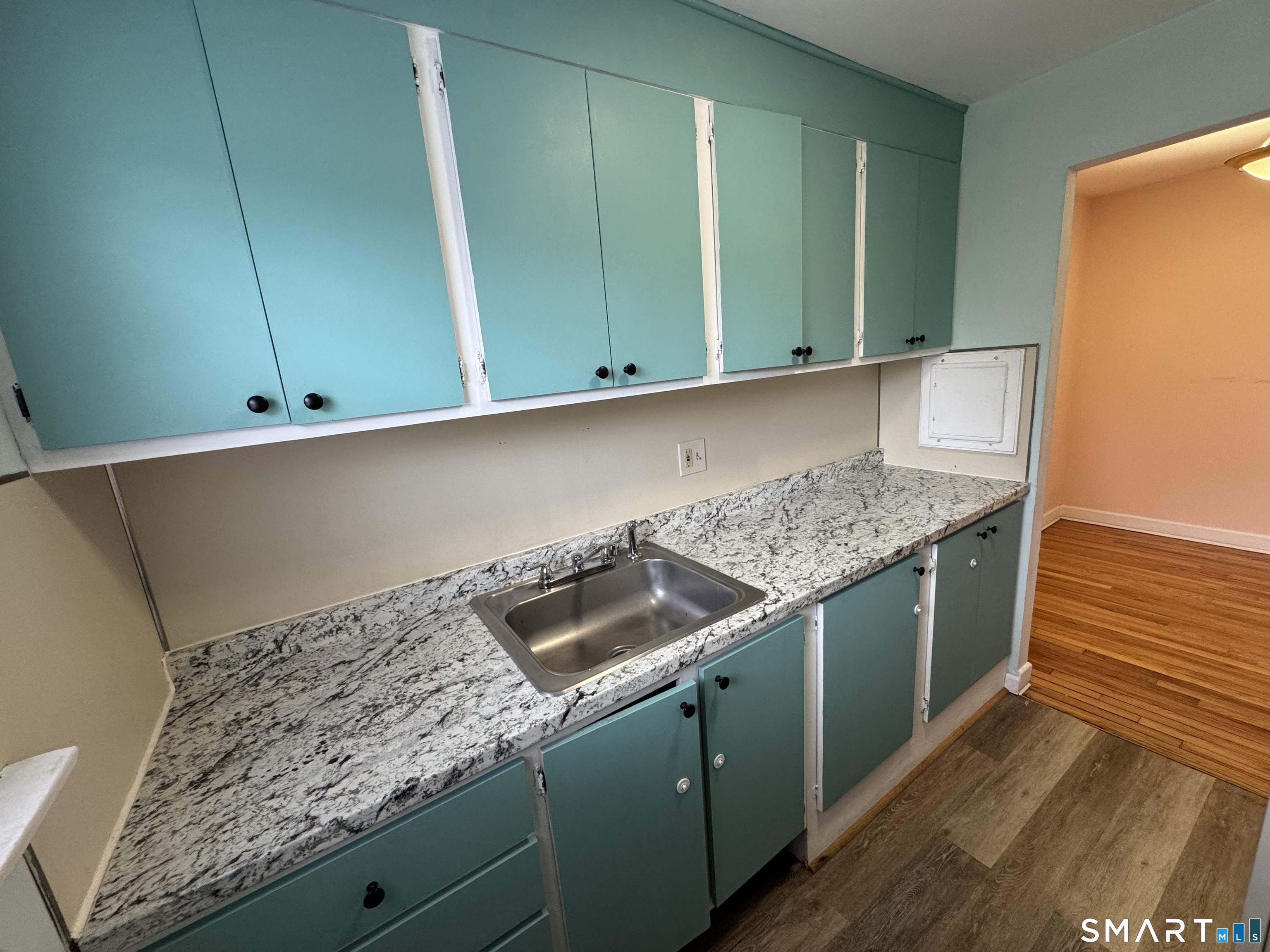24 Merrill Street Hartford CT 06106