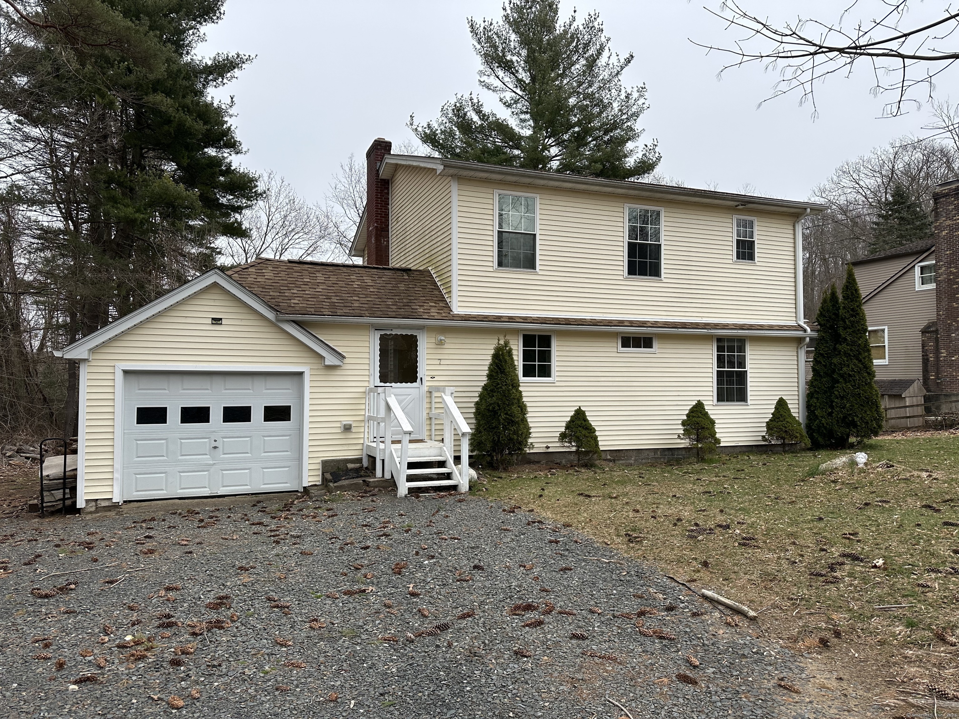 7 W Street Andover CT 06232