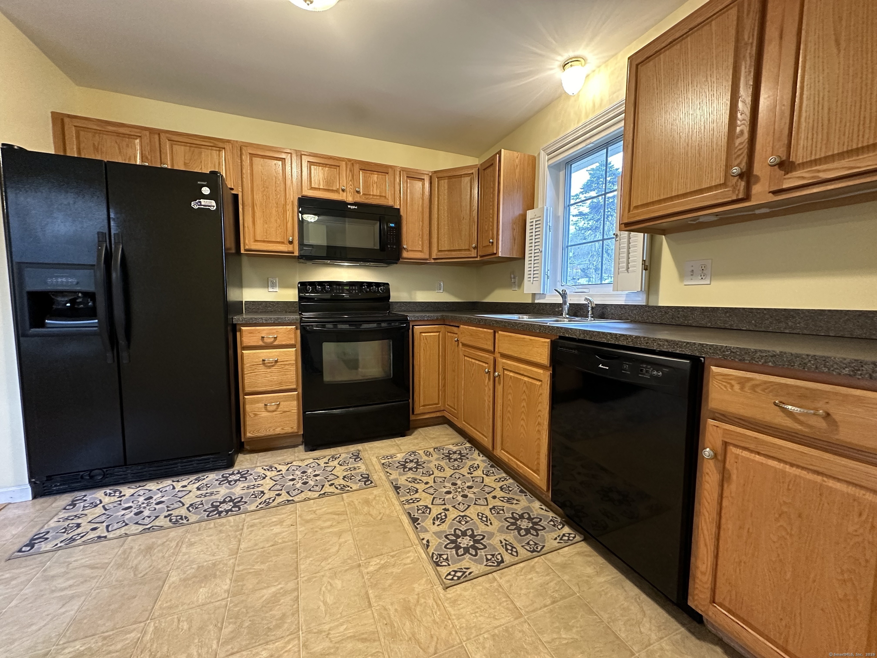 7 W Street Andover CT 06232