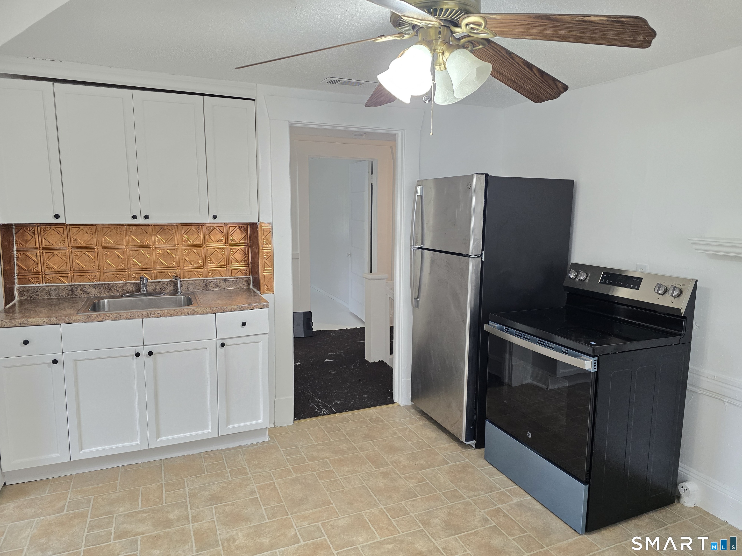 103 Capen Street Windsor CT 06095