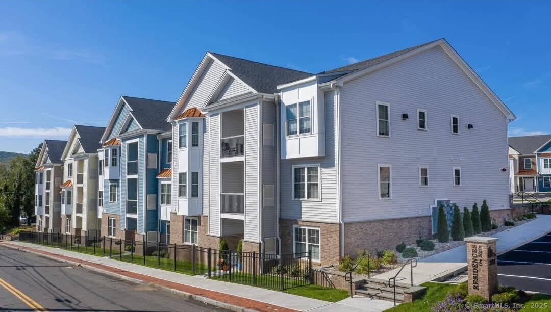 301 Main Street Bristol CT 06010