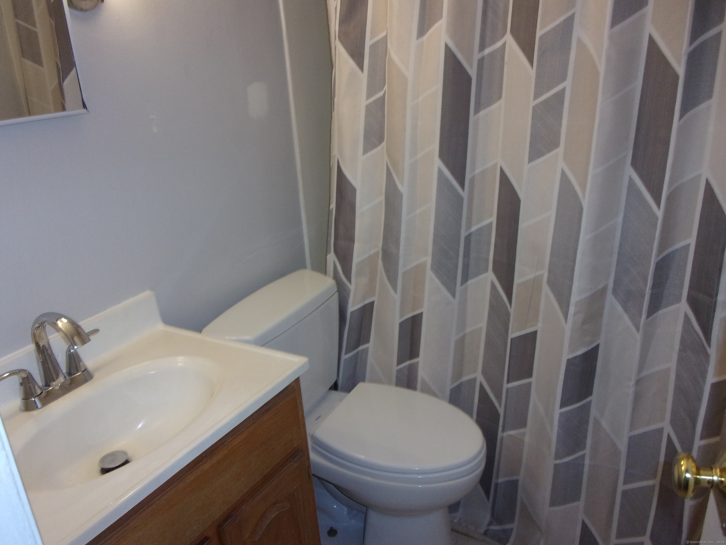 4 White Oak Road Mansfield CT 06268