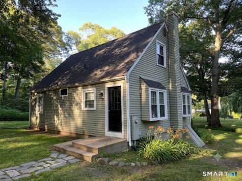 9 Falls River Circle Essex CT 06442