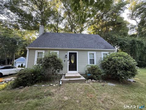 9 Falls River Circle Essex CT 06442