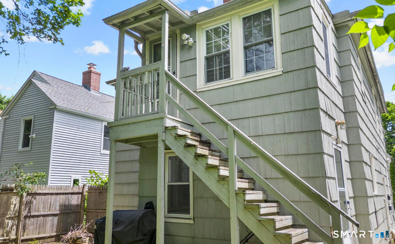 16 Dudley Street Bristol CT 06010