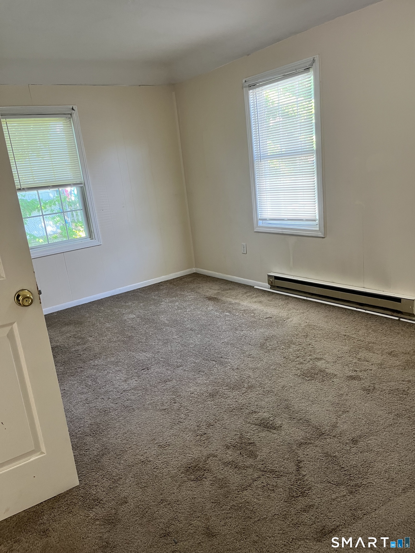 16 Dudley Street Bristol CT 06010
