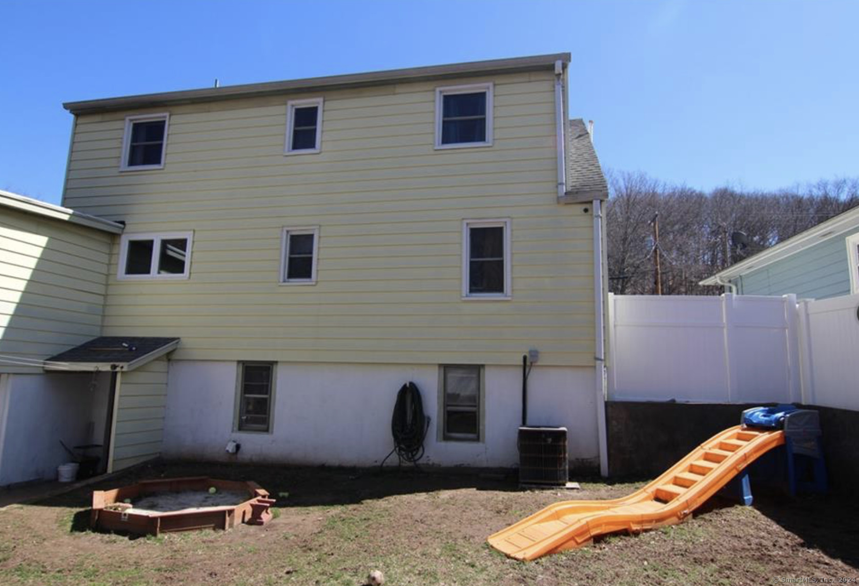 54 Woodlawn Avenue Ansonia CT 06401