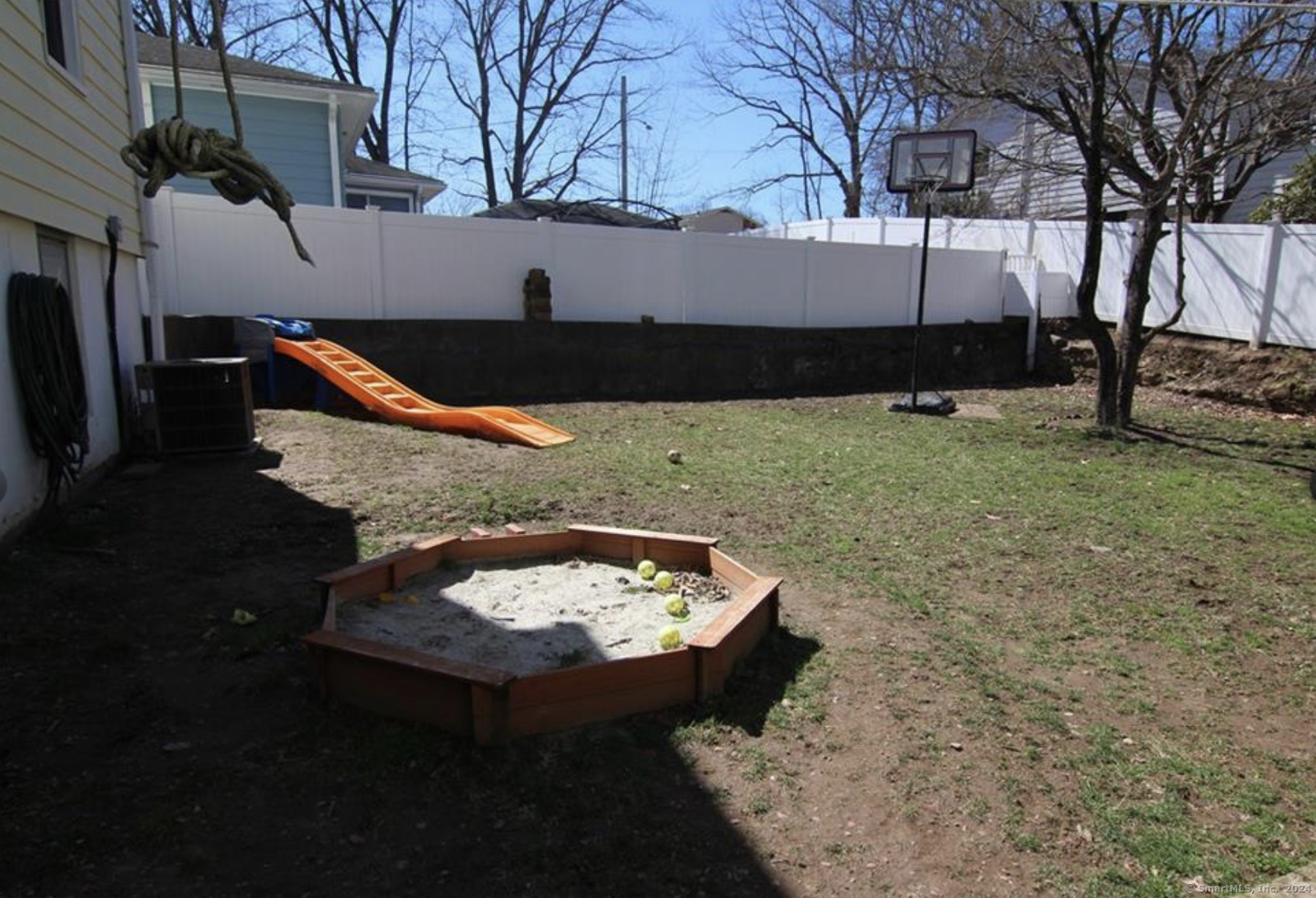 54 Woodlawn Avenue Ansonia CT 06401
