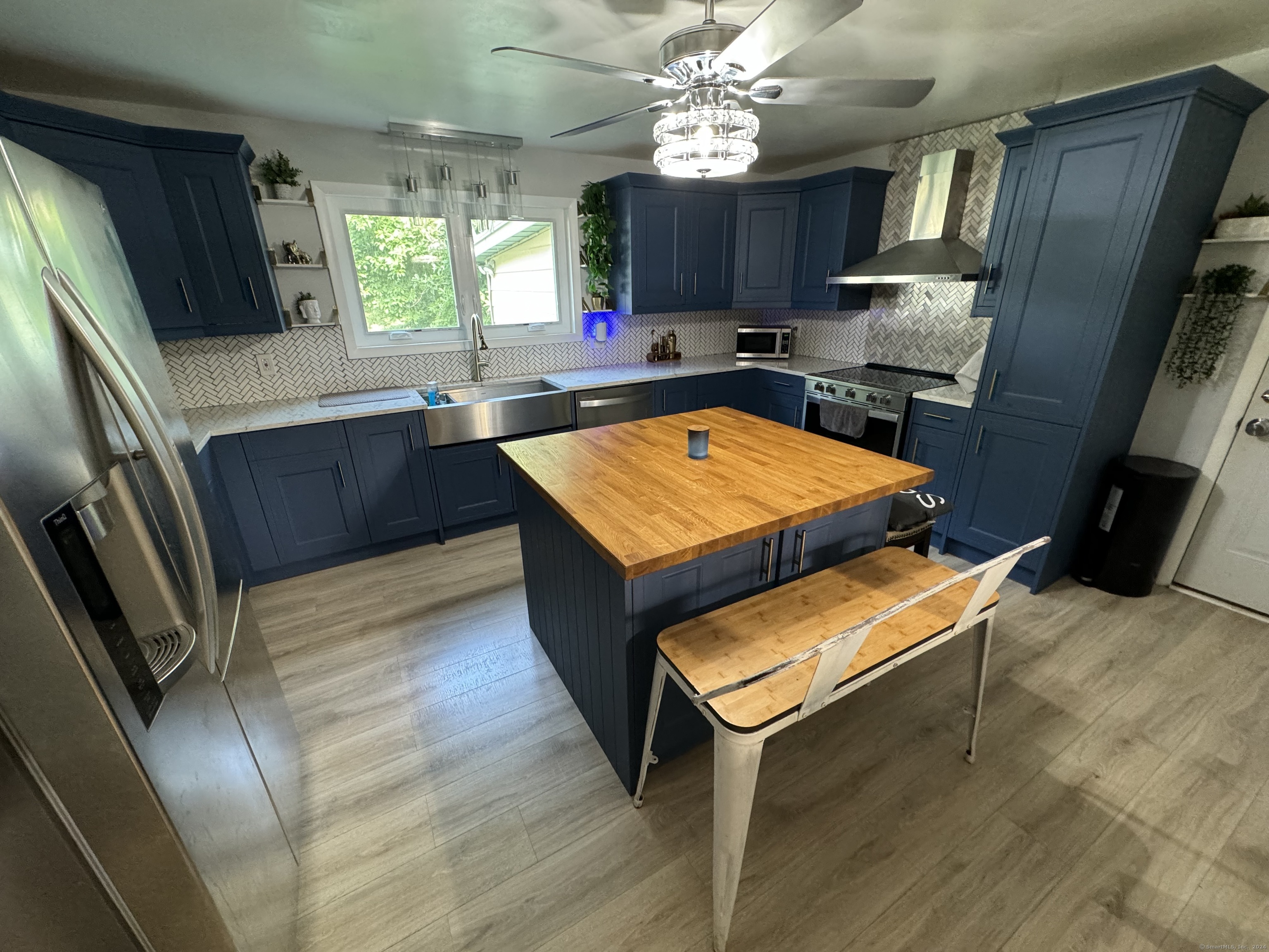 54 Woodlawn Avenue Ansonia CT 06401