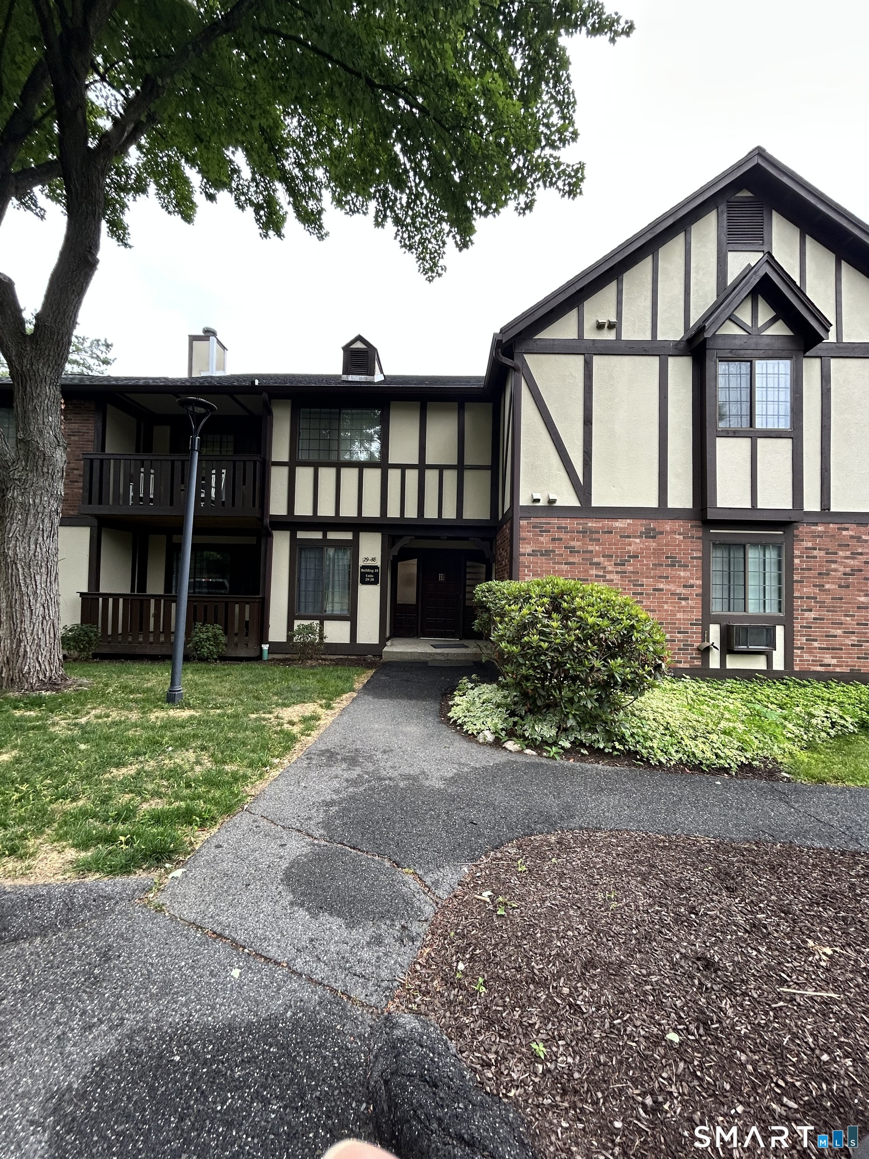 29 Rollingwood Drive Brookfield CT 06804