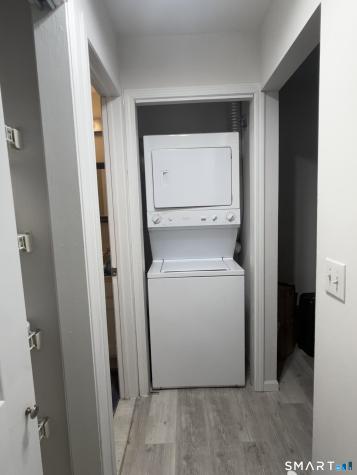 29 Rollingwood Drive Brookfield CT 06804