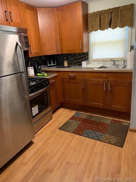 172 College Place Fairfield CT 06824