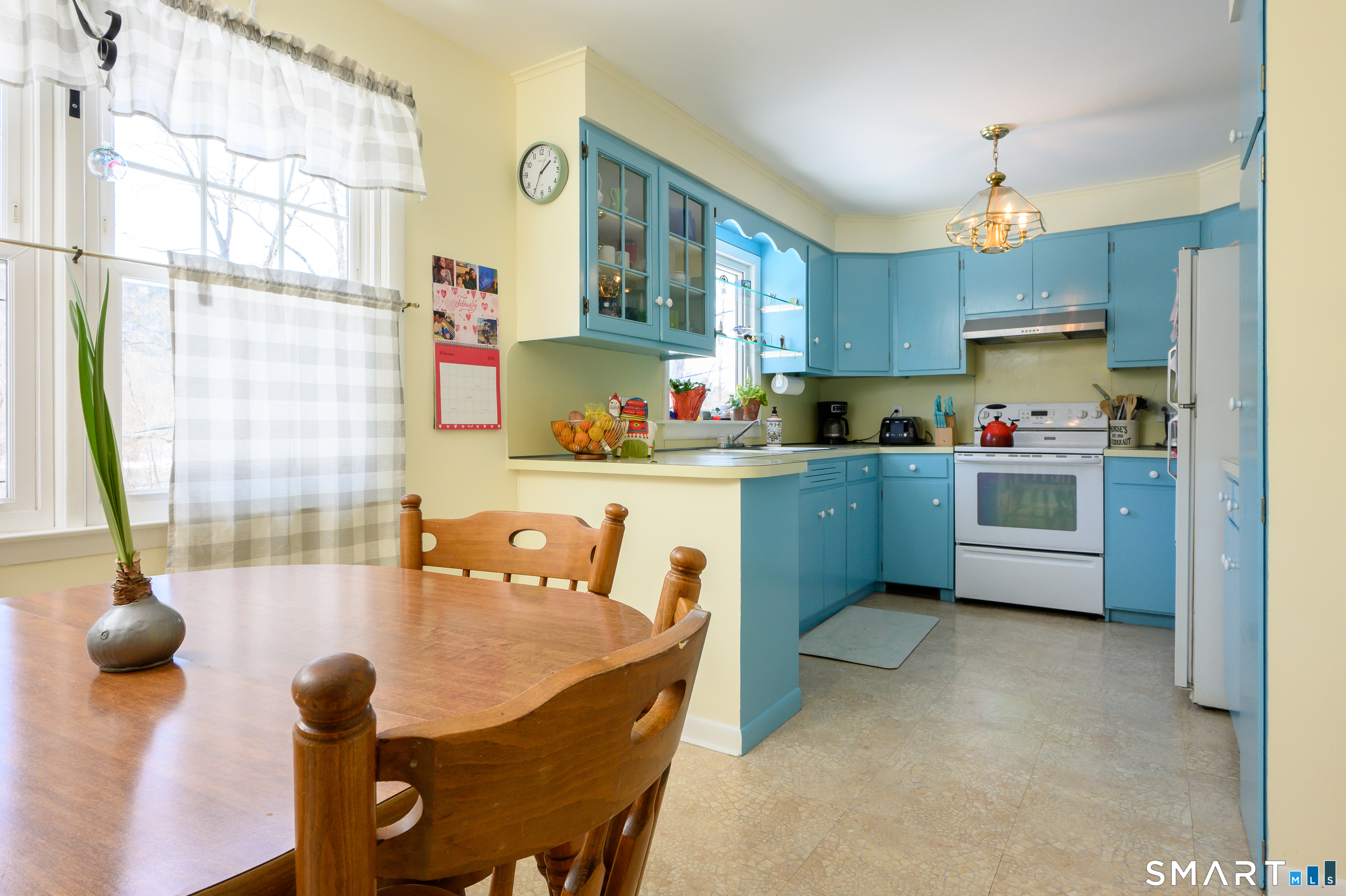 76 South Kent Road Kent CT 06757