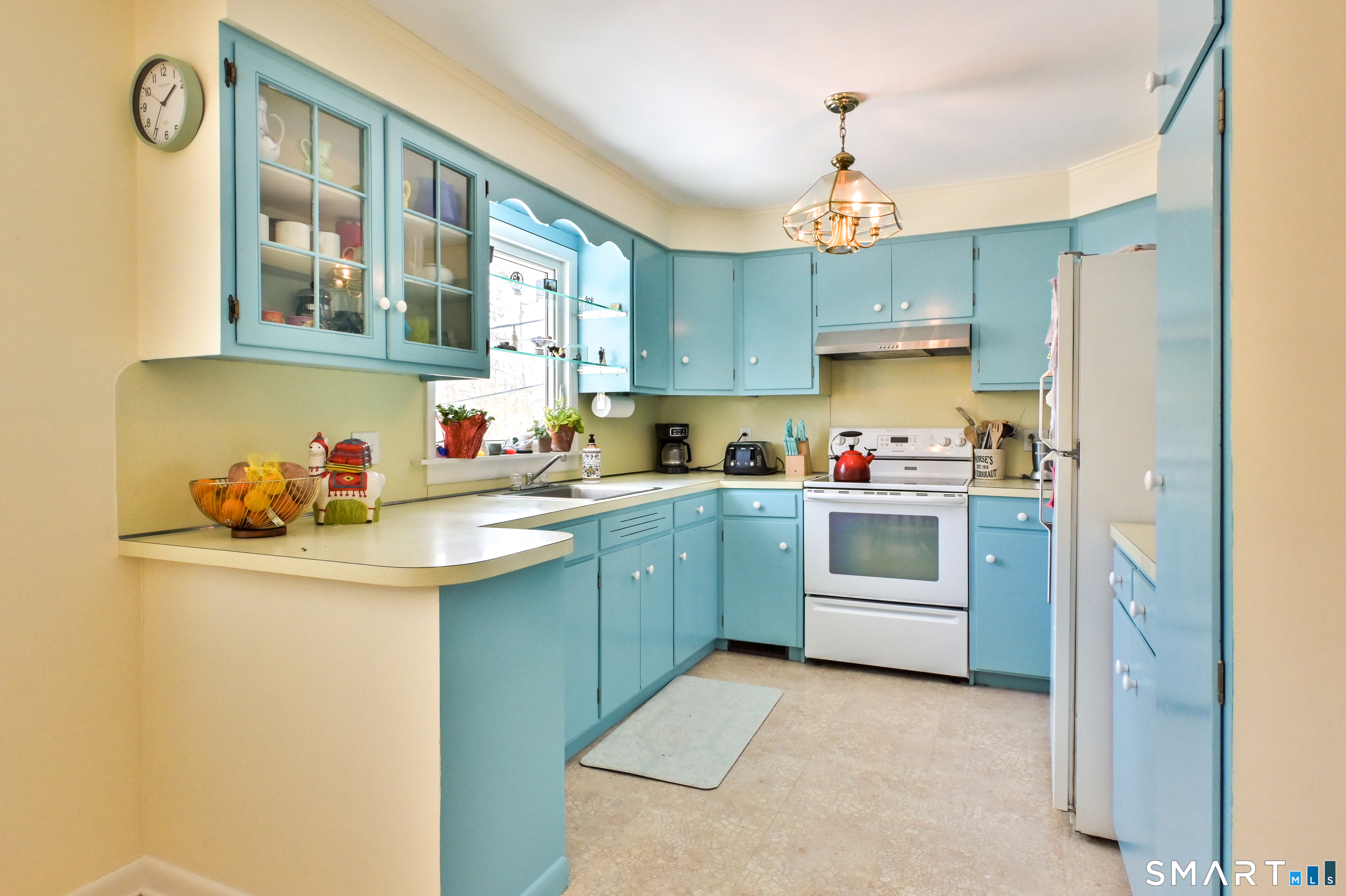 76 South Kent Road Kent CT 06757